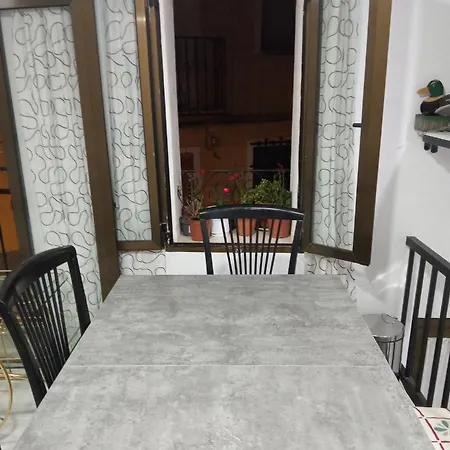 Vivienda De 80m Cuadrados A Dos Minutos Del Mar Villajoyosa